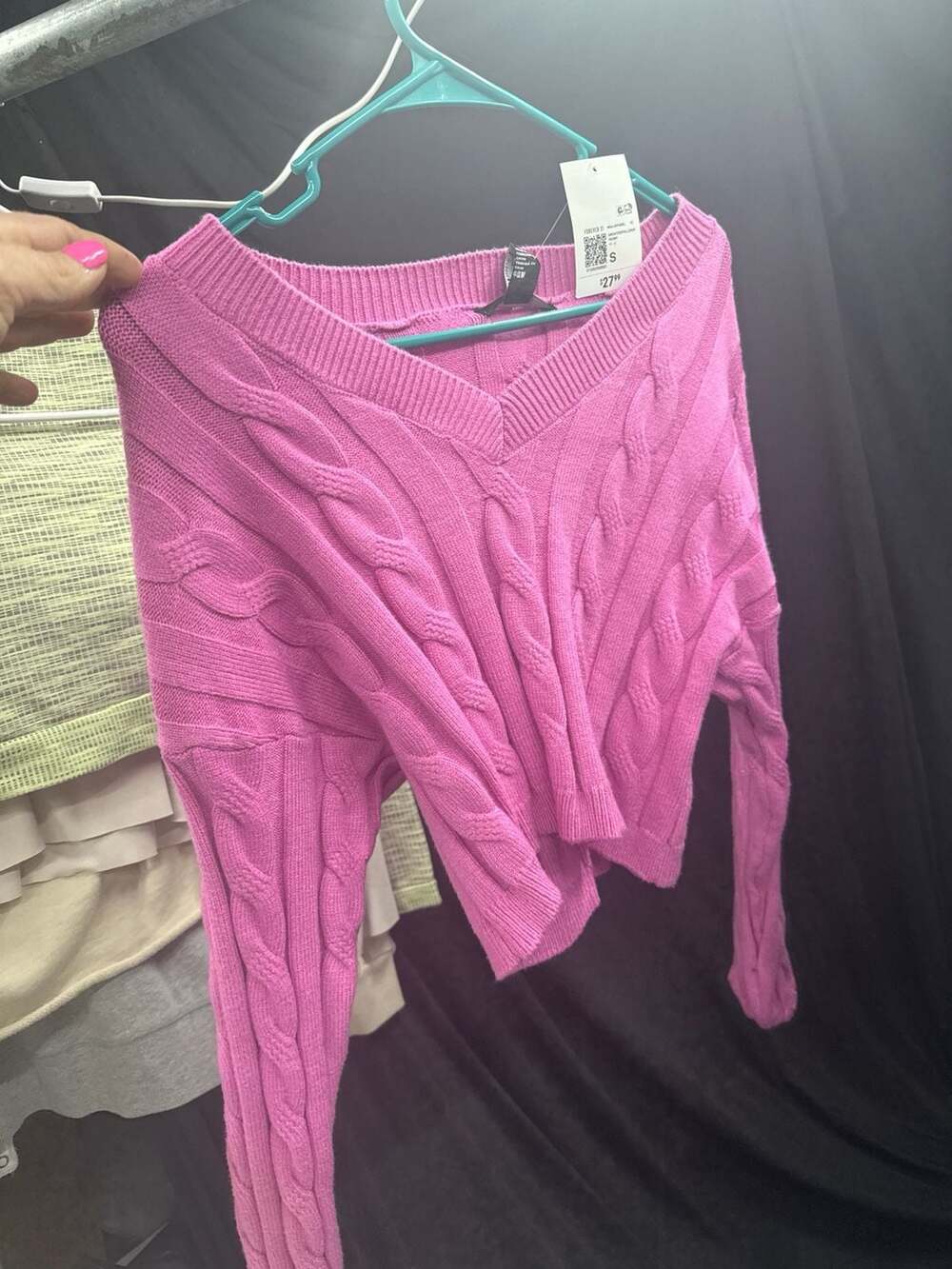 Forever 21 Peony Pink V-Neck Cable Knit Cropped Sweater